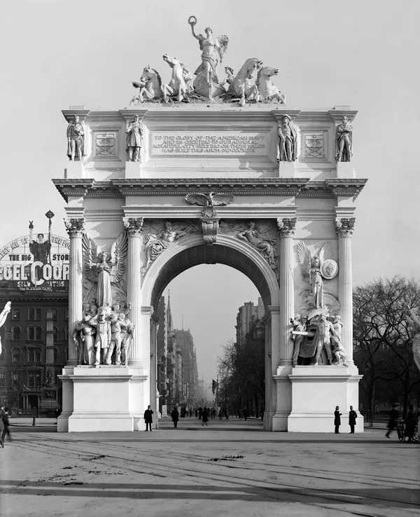 Dewey Arch, a monumental triumphal arch, in a historic photograph